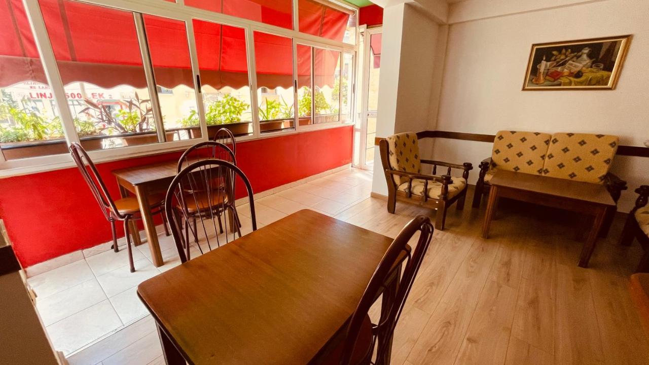 Hotel Drinos Тирана Екстер'єр фото